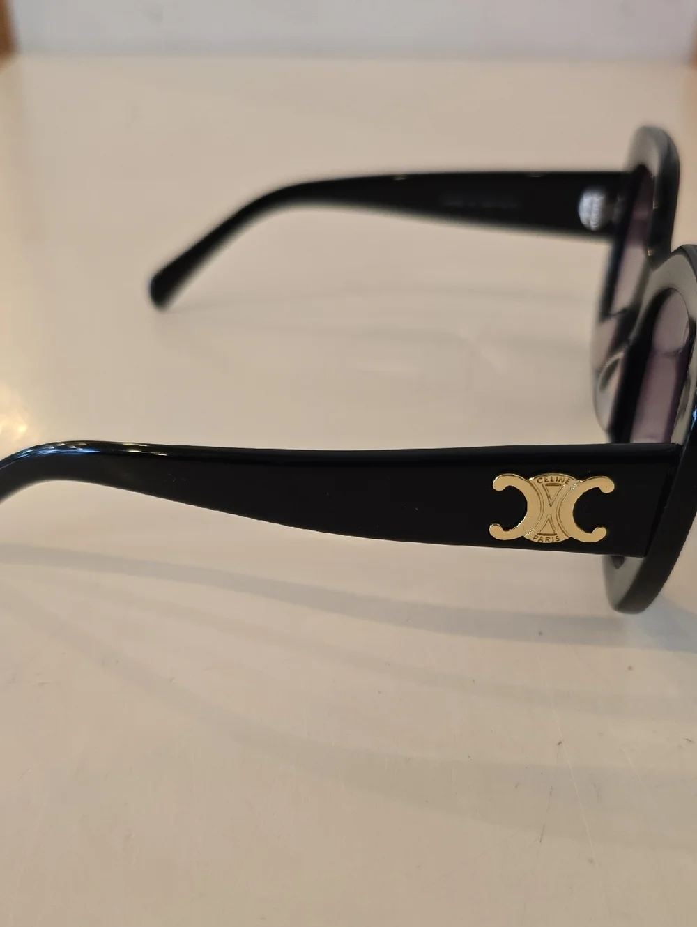 Authentic Celine Triomphe CL40226U Sunglasses - Picture 6 of 10